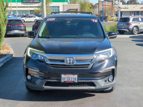 Black Forest Pearl 2019 Honda Pilot EX-L