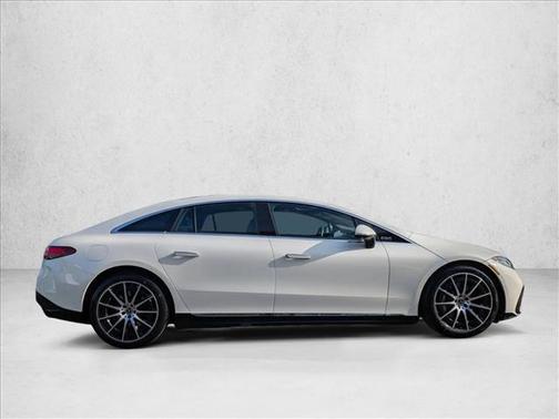 MANUFAKTUR Diamond White 2022 Mercedes-Benz EQS 580 4MATIC