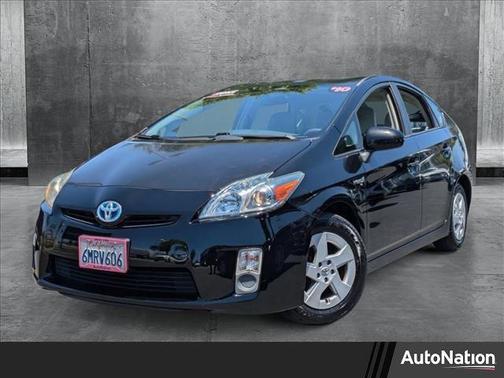 2010 Toyota Prius III