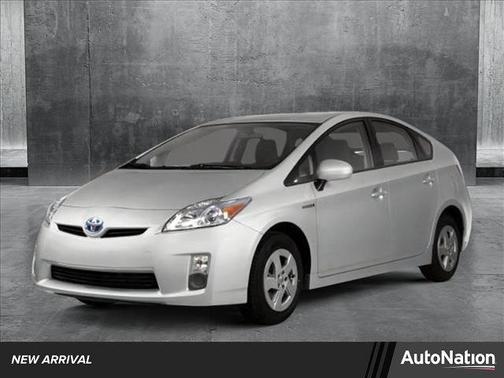 2010 Toyota Prius III