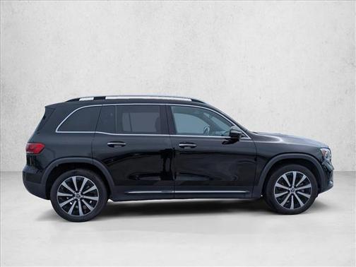 Night Black 2023 Mercedes-Benz GLB 250 4MATIC