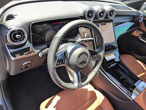 2025 Mercedes-Benz GLC 350e Base