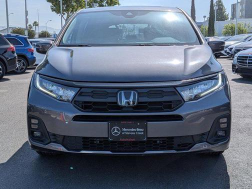 Silver 2025 Honda Odyssey EX-L