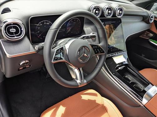 2025 Mercedes-Benz GLC 300 Base