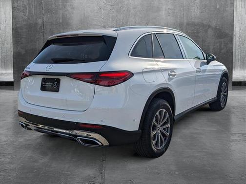 2025 Mercedes-Benz GLC 300 Base