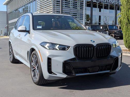 Brooklyn Grey Metallic 2024 BMW X5 PHEV xDrive50e