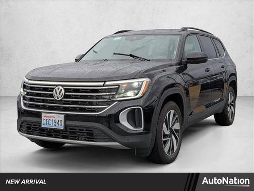 2025 Volkswagen Atlas 2.0T SE w/Technology 4MOTION