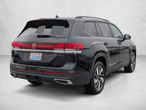 2025 Volkswagen Atlas 2.0T SE w/Technology 4MOTION