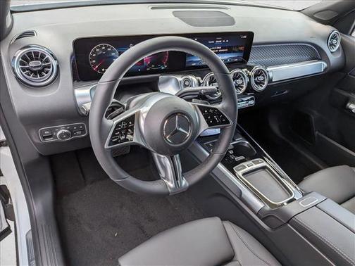 Polar White 2026 Mercedes-Benz GLB 250 Base