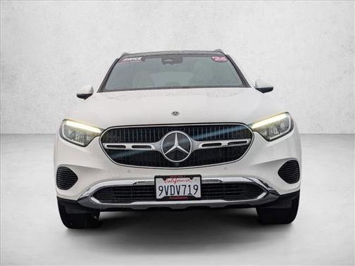 2026 Mercedes-Benz GLC 300 Base