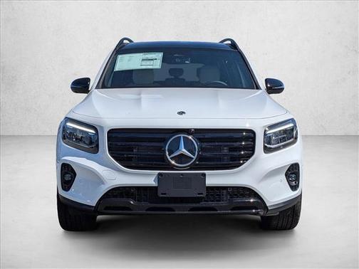 Polar White 2026 Mercedes-Benz GLB 250 4MATIC