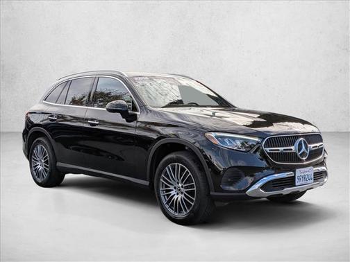 2025 Mercedes-Benz GLC 300 Base