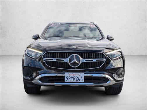 2025 Mercedes-Benz GLC 300 Base