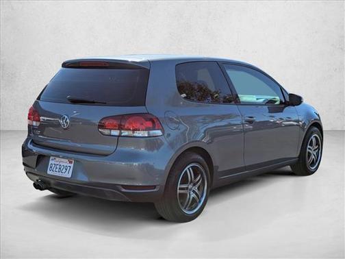 2011 Volkswagen Golf 2.5L 2-Door