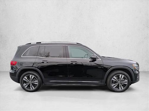 2025 Mercedes-Benz GLB 250 4MATIC