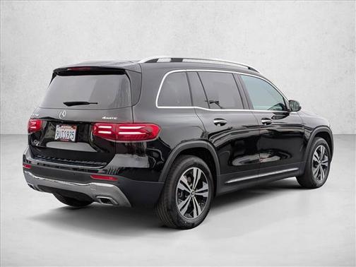 2025 Mercedes-Benz GLB 250 4MATIC