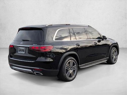 2026 Mercedes-Benz GLS 450 4MATIC