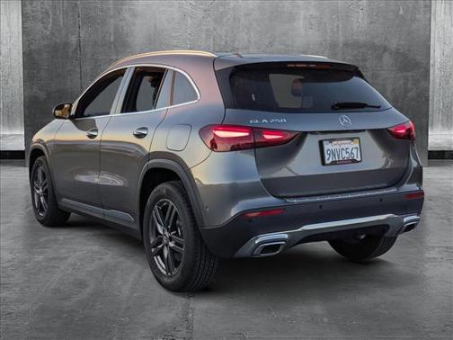 2025 Mercedes-Benz GLA 250 4MATIC