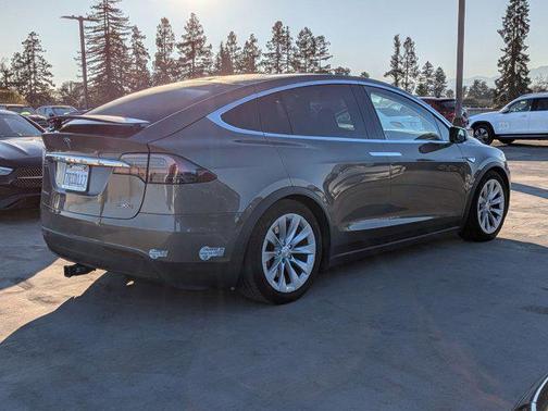 2016 Tesla Model X P90D