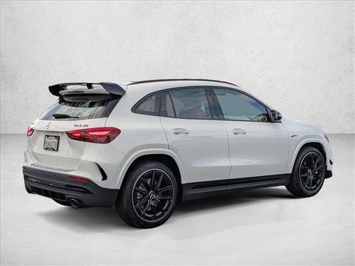 2025 Mercedes-Benz AMG GLA 35 4MATIC