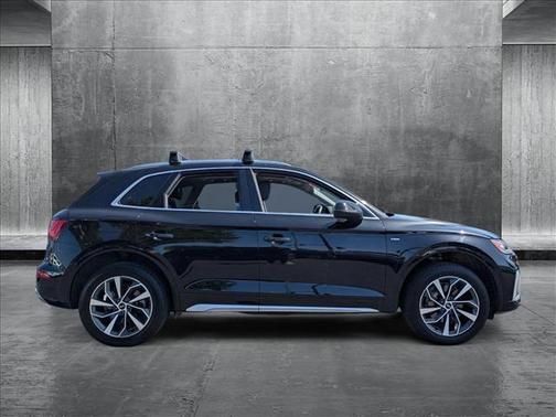 2023 Audi Q5 45 S line Premium Plus