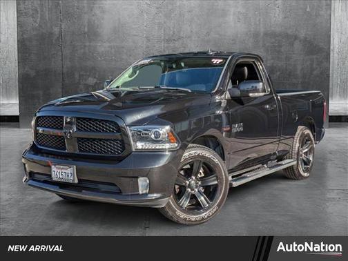 2017 RAM 1500 Night Regular Cab 4x2 6'4' Box