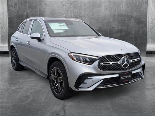 2025 Mercedes-Benz GLC 300 4MATIC
