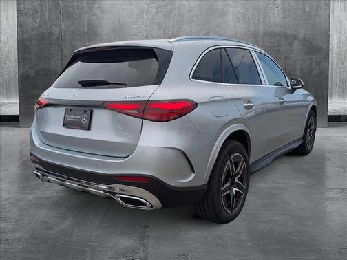 2025 Mercedes-Benz GLC 300 4MATIC