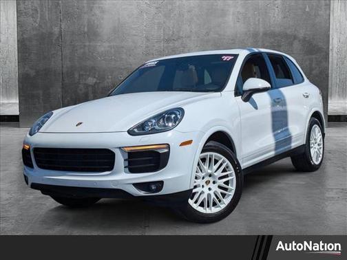 2017 Porsche Cayenne Platinum Edition