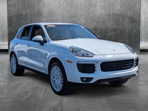 2017 Porsche Cayenne Platinum Edition
