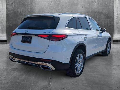 2025 Mercedes-Benz GLC 300 4MATIC