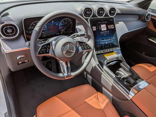 Polar White 2026 Mercedes-Benz GLC 300 Base