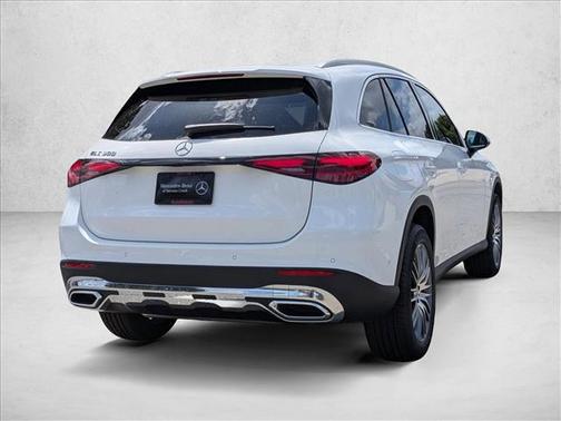 Polar White 2026 Mercedes-Benz GLC 300 Base