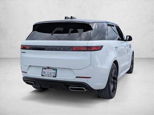 Ostuni Pearl White 2024 Land Rover Range Rover Sport SE