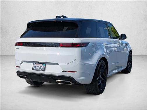 Ostuni Pearl White 2024 Land Rover Range Rover Sport SE