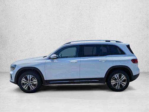 Polar White 2026 Mercedes-Benz GLB 250 Base
