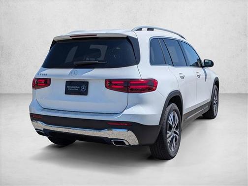 Polar White 2026 Mercedes-Benz GLB 250 Base