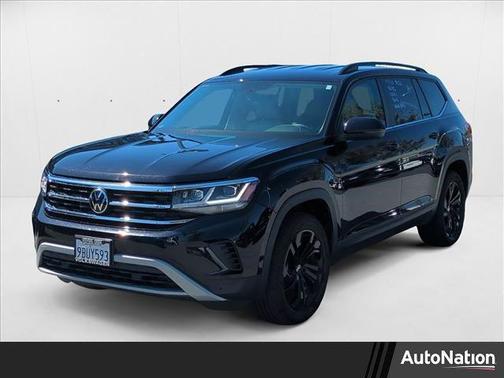 2022 Volkswagen Atlas 3.6L SE w/Technology
