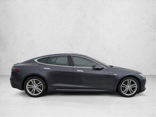 2015 Tesla Model S 70D