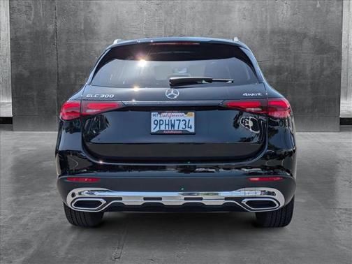2025 Mercedes-Benz GLC 300 4MATIC