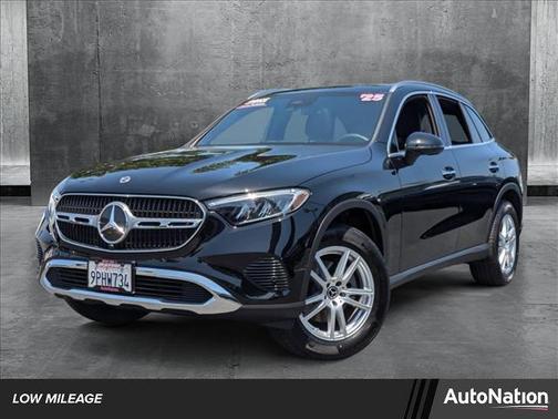 2025 Mercedes-Benz GLC 300 4MATIC