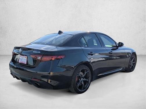 2017 Alfa Romeo Giulia Ti