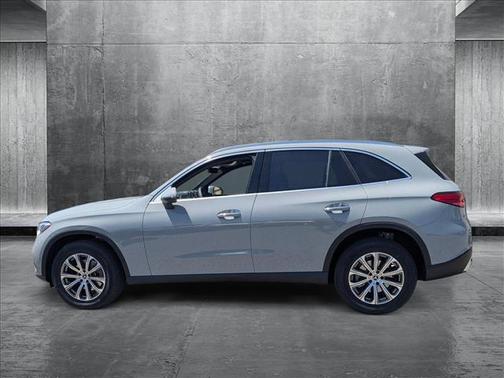2025 Mercedes-Benz GLC 300 Base