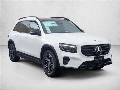 Polar White 2026 Mercedes-Benz GLB 250 4MATIC