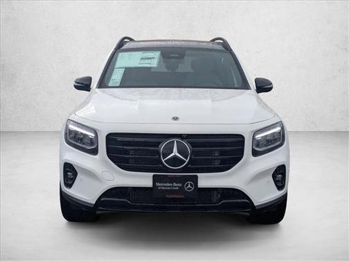Polar White 2026 Mercedes-Benz GLB 250 4MATIC
