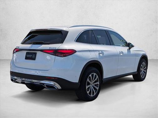 Polar White 2026 Mercedes-Benz GLC 300 4MATIC