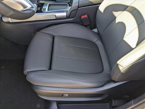 2025 Mercedes-Benz GLB 250 Base