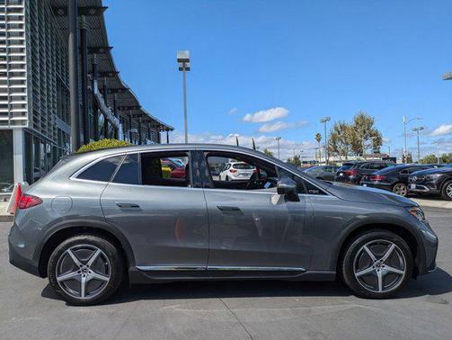 2025 Mercedes-Benz EQE 350 4MATIC