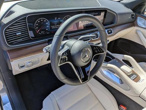 2026 Mercedes-Benz GLS 450 4MATIC