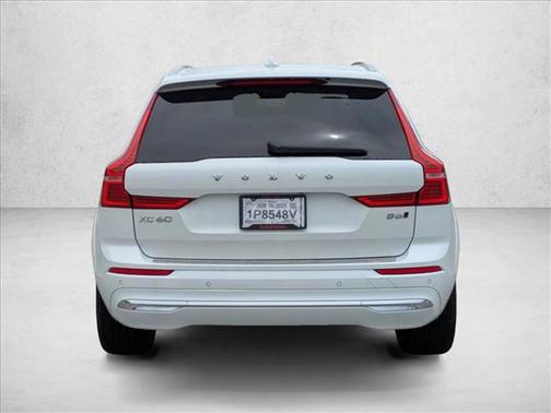2022 Volvo XC60 B6 Inscription
